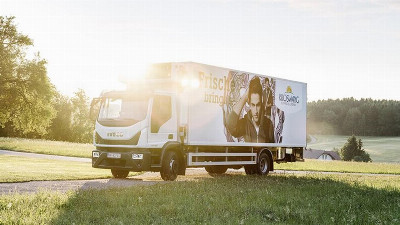 Beitragsbild - LKW Fahrer in im Nahverkehr
