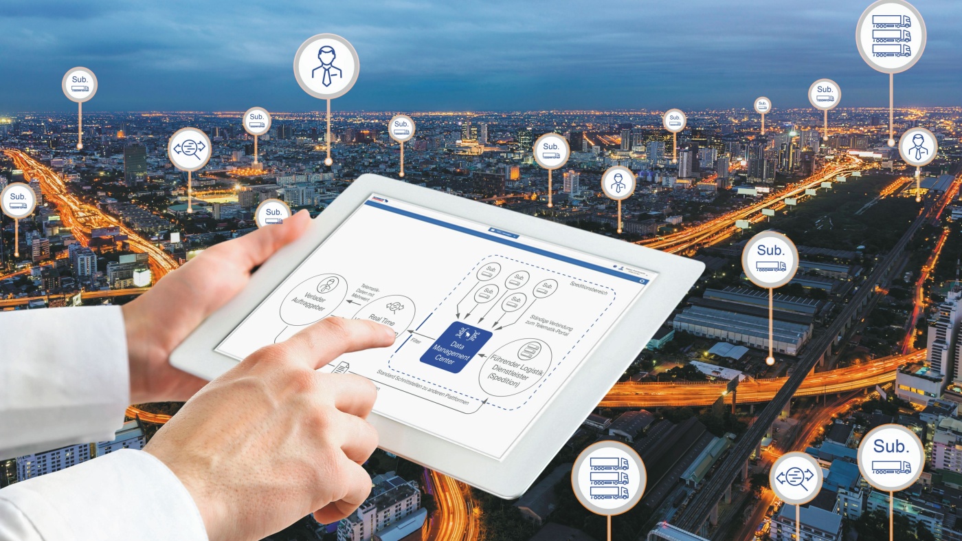 Slideshow Bild - Schmitz Cargobull - TrailerConnect® Data Management Center
